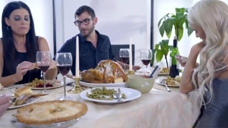 Mom Fucks Son & Eats Teen Creampie For Thanksgiving Treat