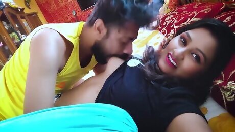 Hot Indian Babe Enjoy Threesome Sex Video